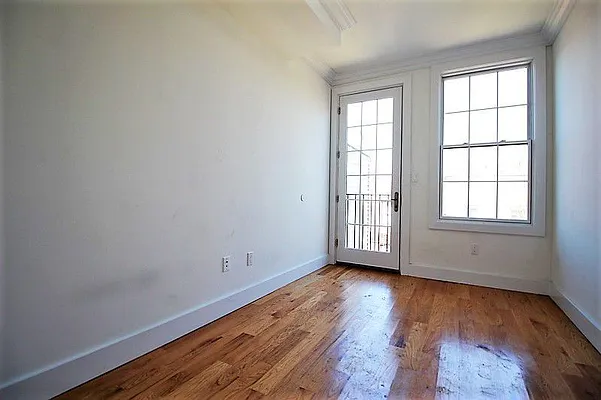 Rented by Next Door Realty NYC | media 14