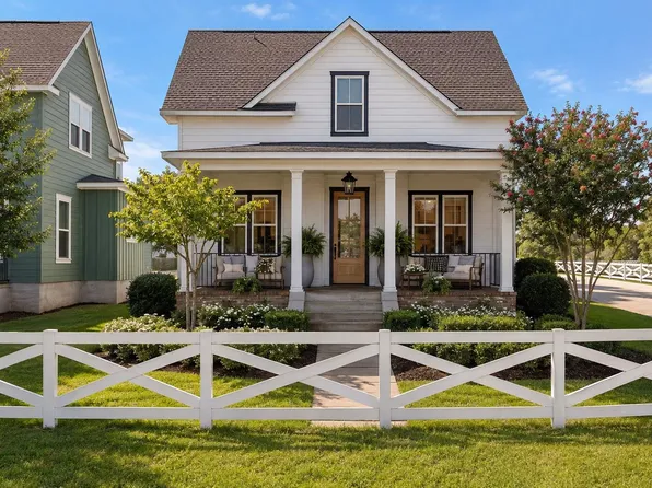 1102 Twain St, Driftwood, TX 78619