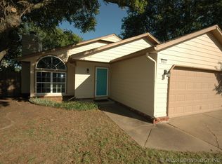 4017 S Redbud Ave, Broken Arrow, OK 74011