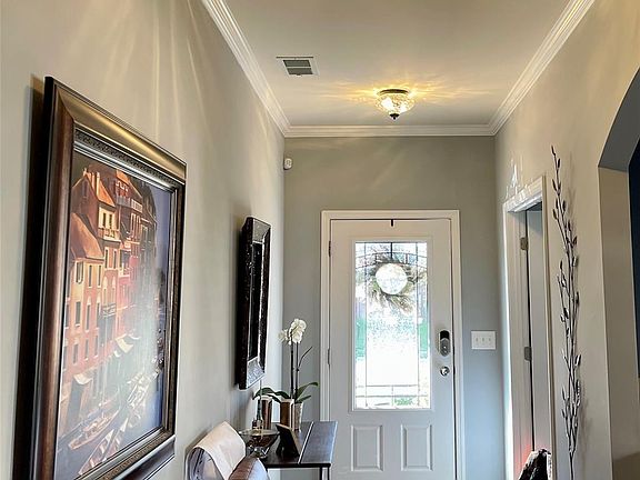 4th image of 6019 Kelyn Hills Dr