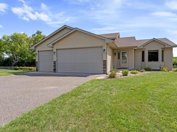 805 Pond View Ct, Braham, MN 55006