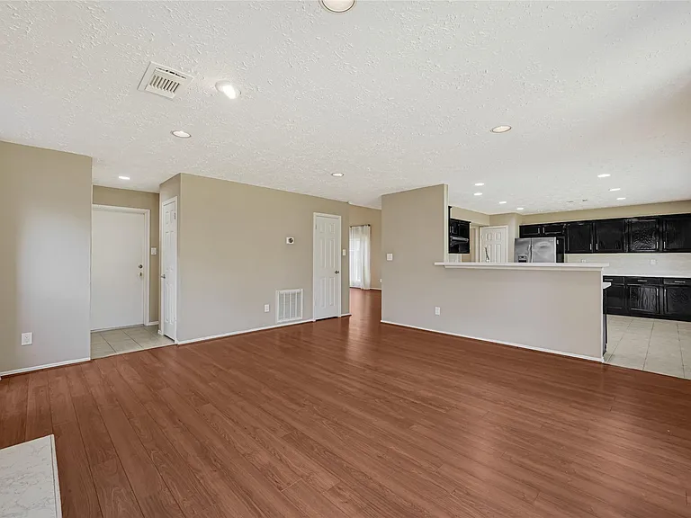 3510 Honey Creek Dr — Photo 9