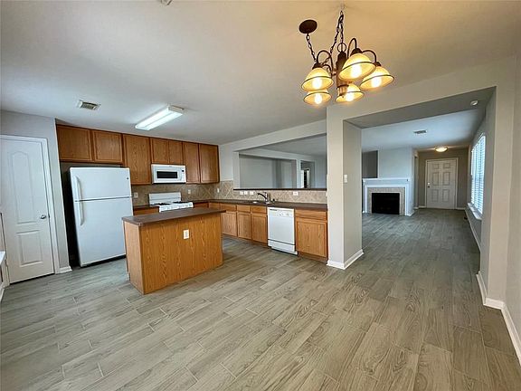 2nd image of 18126 Blake Valley Ln