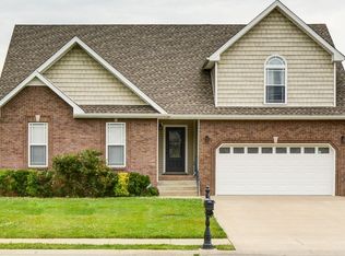2929 Brewster Dr, Clarksville, TN 37042