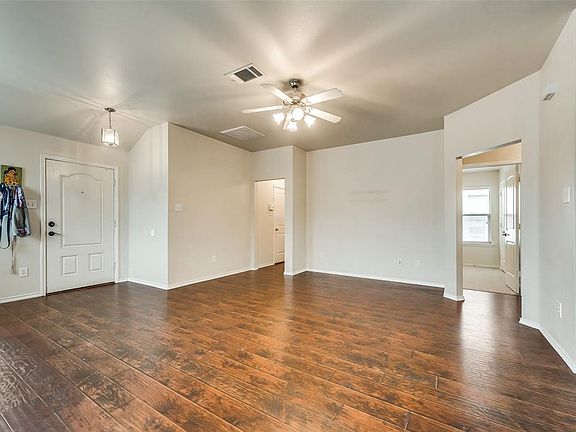 5th image of 4009 Ridgetop Dr