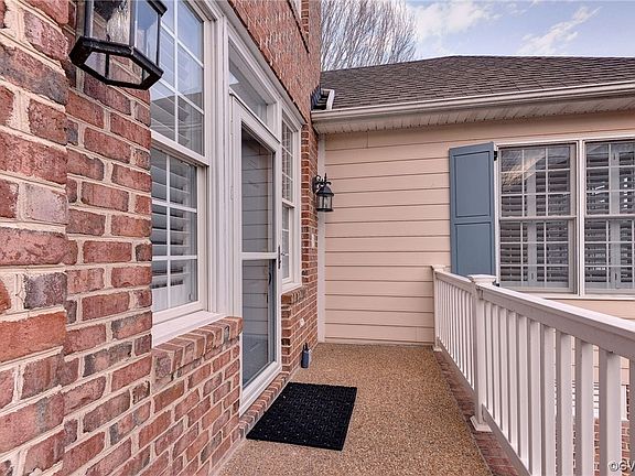 2nd image of 224 Brookwood Dr