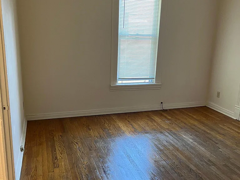 826 Park St — Photo 10
