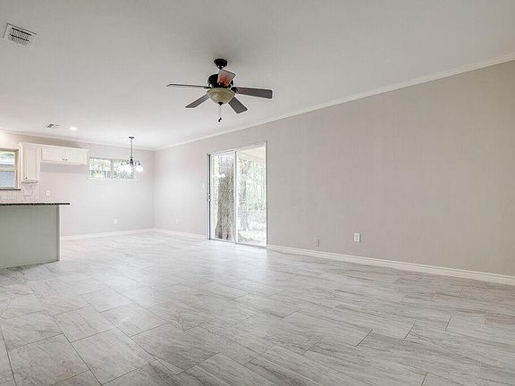 4th image of 1420 Alpine Dr