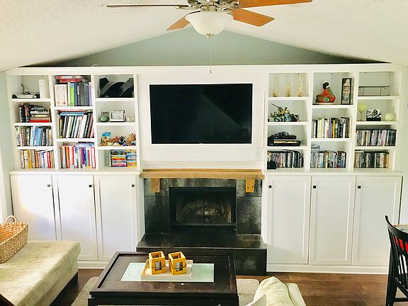 2nd image of 502 Tuxedo Ct