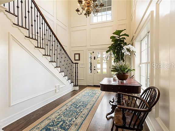 2nd image of 431 Appian Way NE
