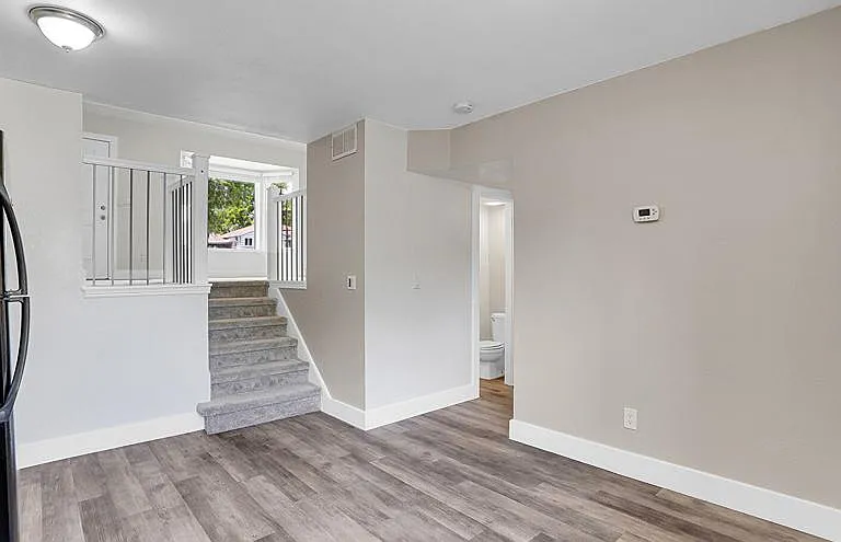 38 S Meade St #2 — Photo 11