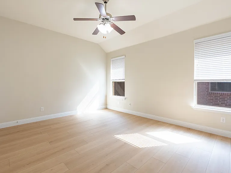 612 Calliopsis St — Photo 17