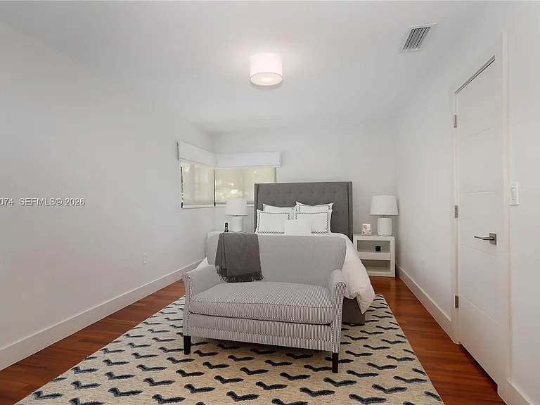 7322 Vistalmar St — Photo 23