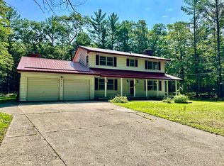 7090 Loud Dr, Oscoda, MI