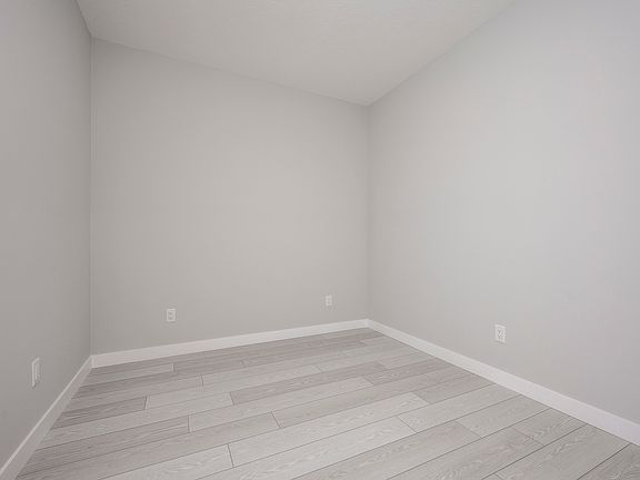 3rd image of 6 Merganser Dr W #1218