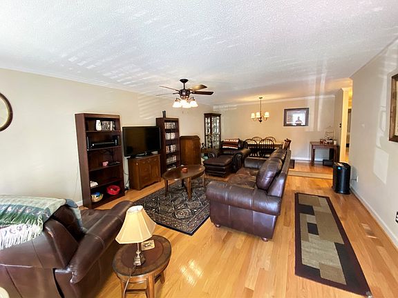 3rd image of 3102 Cashwell Dr Unit 43