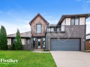 15940 Aparados Way, Edmond, OK 73013