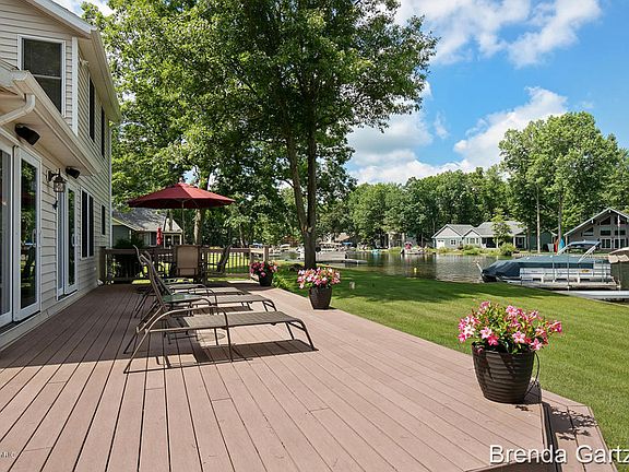 5th image of 8251 Indian Shores Dr