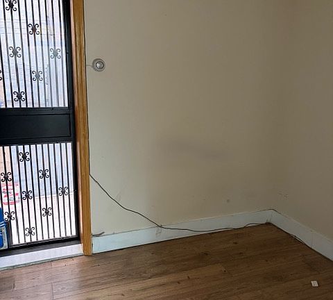 3rd image of 186 Dahill Rd #2F