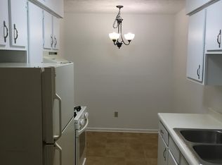 99 Todd Ave #C1, Hermitage, PA 16148