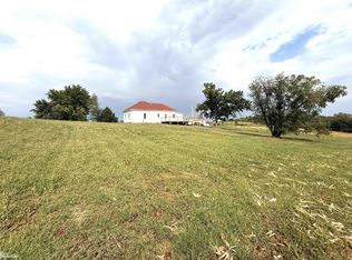 2190 125th St, Fairfield, IA 52556