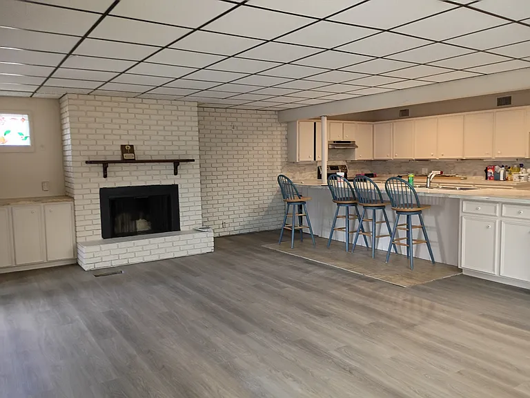 734 Chase Dr — Photo 8