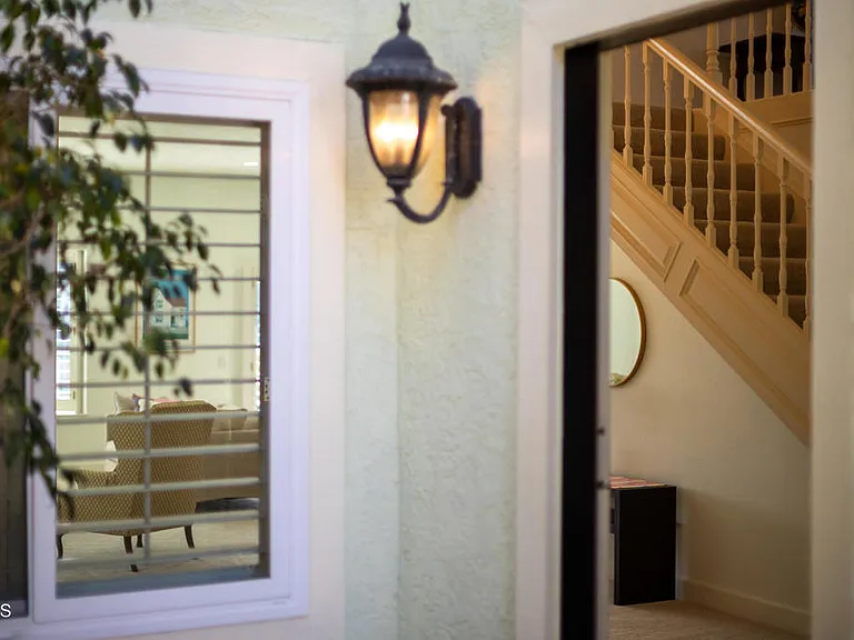 2411 Monaco Dr — Photo 38