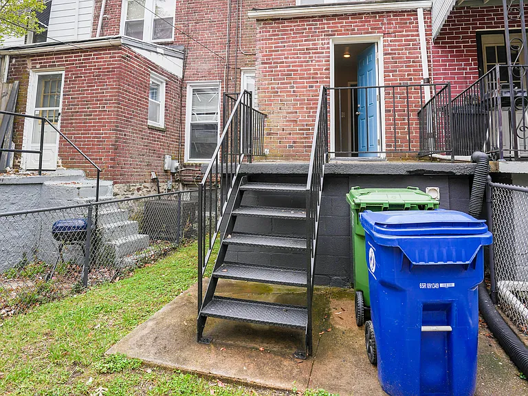 634 Willow Ave — Photo 21