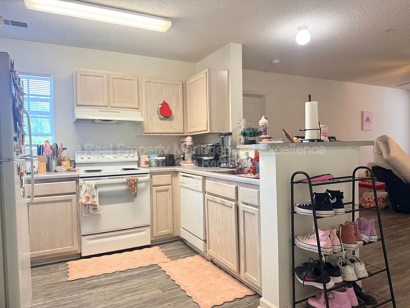 1 bed, 1.0 bath, $600 — Photo 4