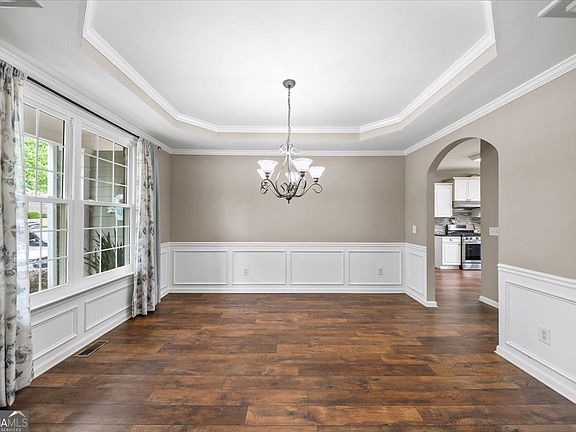 4th image of 4460 Wembly Pl