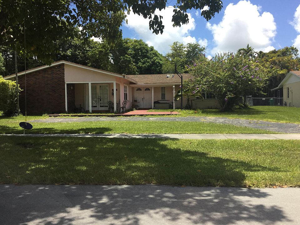 1st image of 18743 SW 92nd Ave