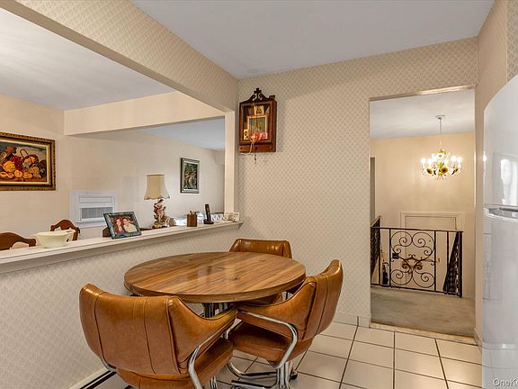 4th image of 2606 Beach Drive