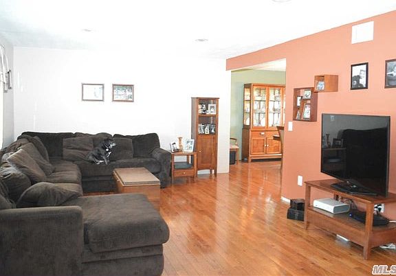 4th image of 7 Deera Ln