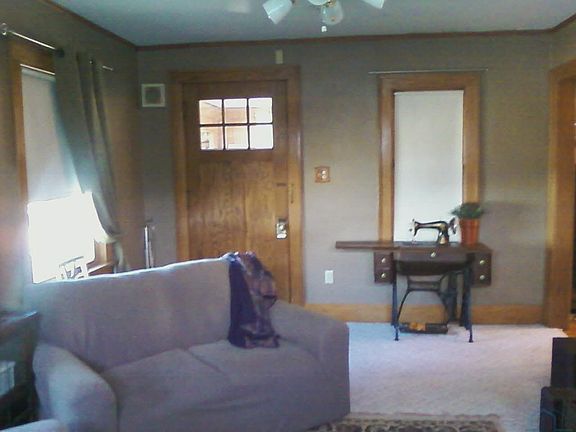 5th image of 2527 S Lemon St