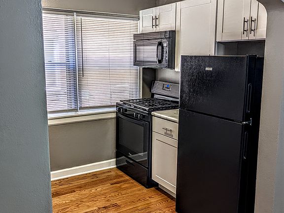 2nd image of 5604 Chippewa St APT 1W