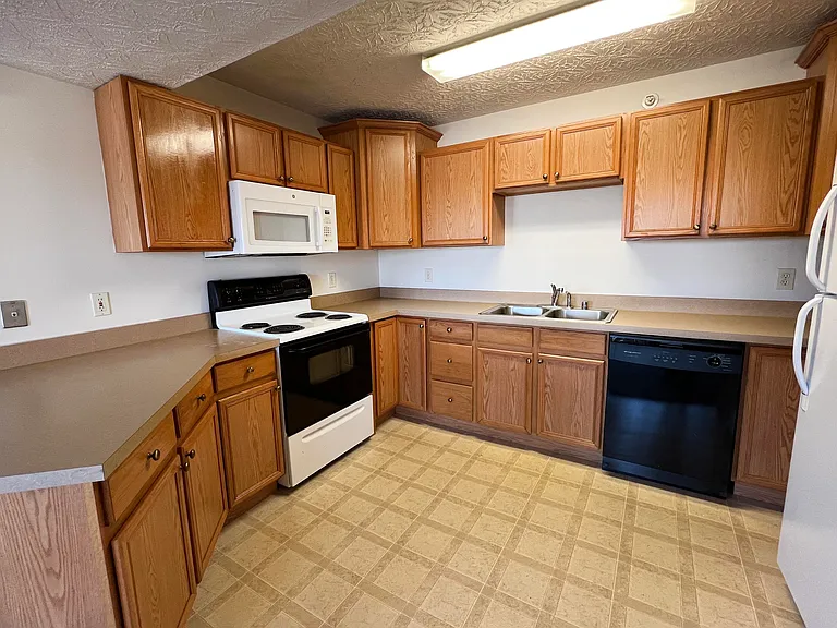 Walton Ridge Apartments — Photo 27