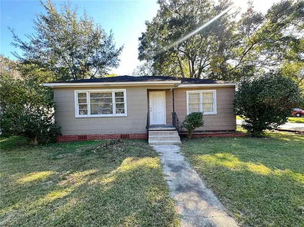 115 W Grant St, Chickasaw, AL 36611