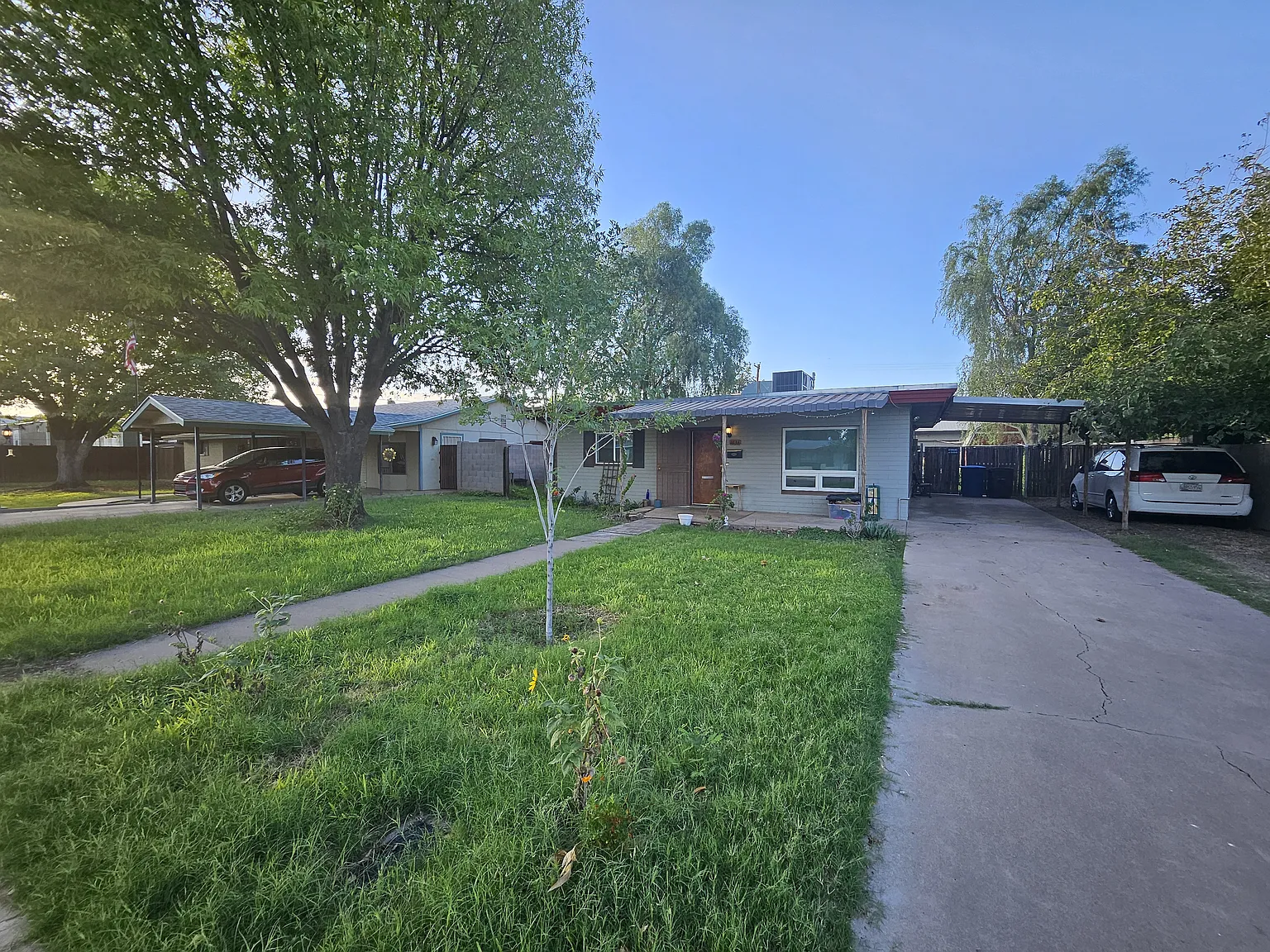 2 bed, 852 sqft, $1,550 — Photo 2