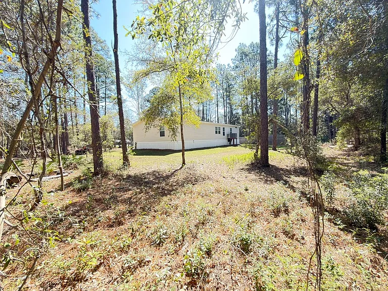 55 Oak Ave — Photo 57