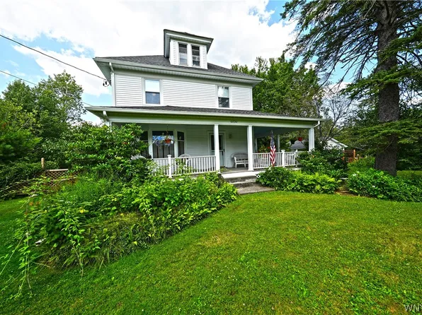 6830 Powers Rd, Orchard Park, NY 14127