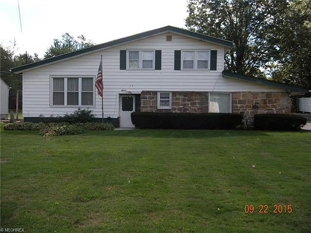 1st image of 233 Catherine St