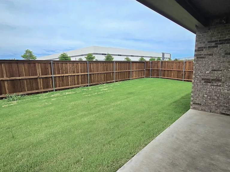 1238 Herring Dr — Photo 23