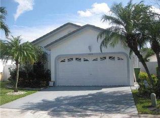18320 NW 8th St, Pembroke Pines, FL 33029