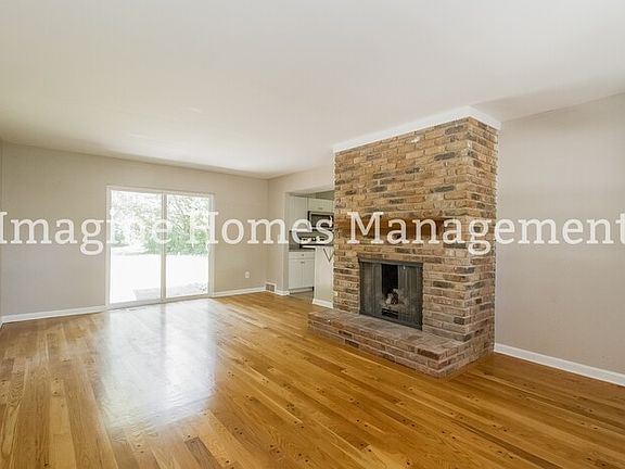 5th image of 8092 Asbury Hills Dr