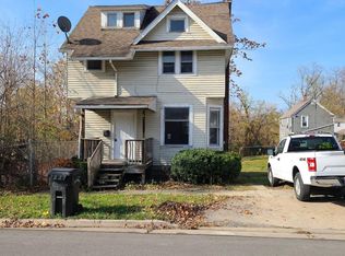 225 Chestnut St, Elyria, OH 44035