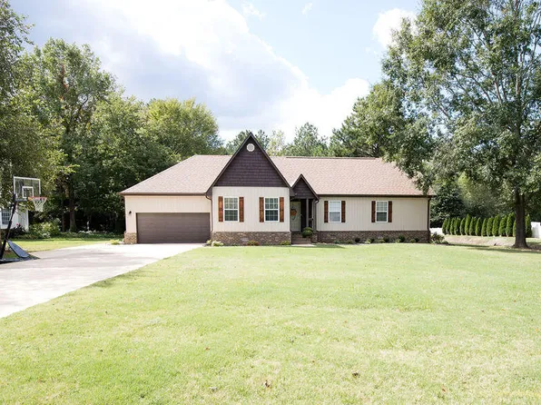 13 Turtle Creek Dr, Corinth, MS 38834
