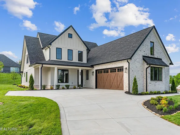 922 Eagle Point Dr, Loudon, TN 37774