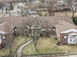 408 3rd St N APT 205, Stillwater, MN 55082
