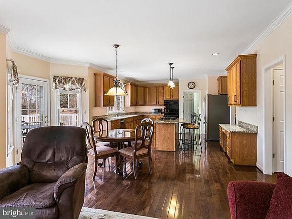 4th image of 6086 Whippoorwill Dr