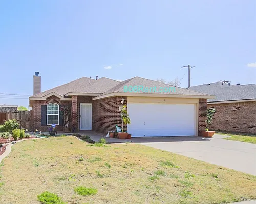 931 Xavier St Photo 1